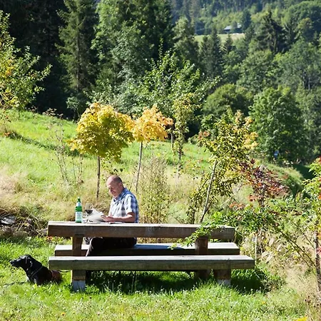 Esche Apartment *